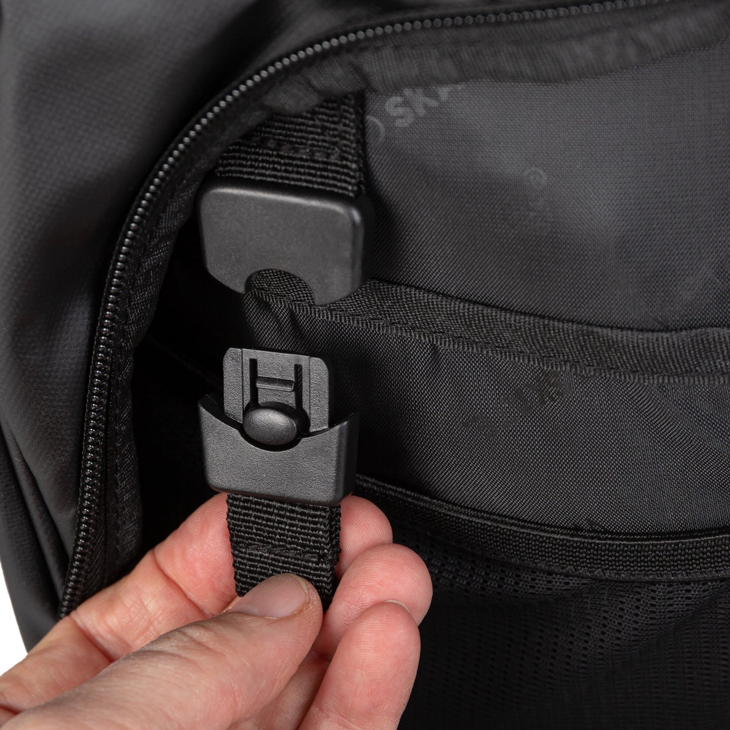 Circuit Bag Black (15)