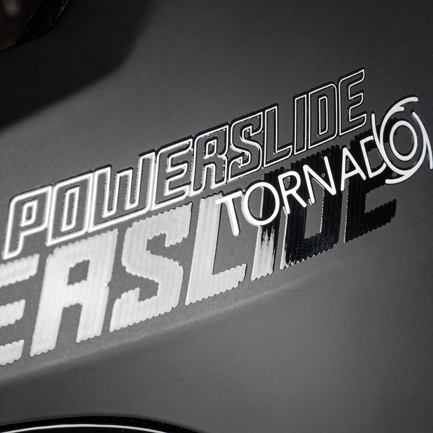 Tornado Black/Black (6)