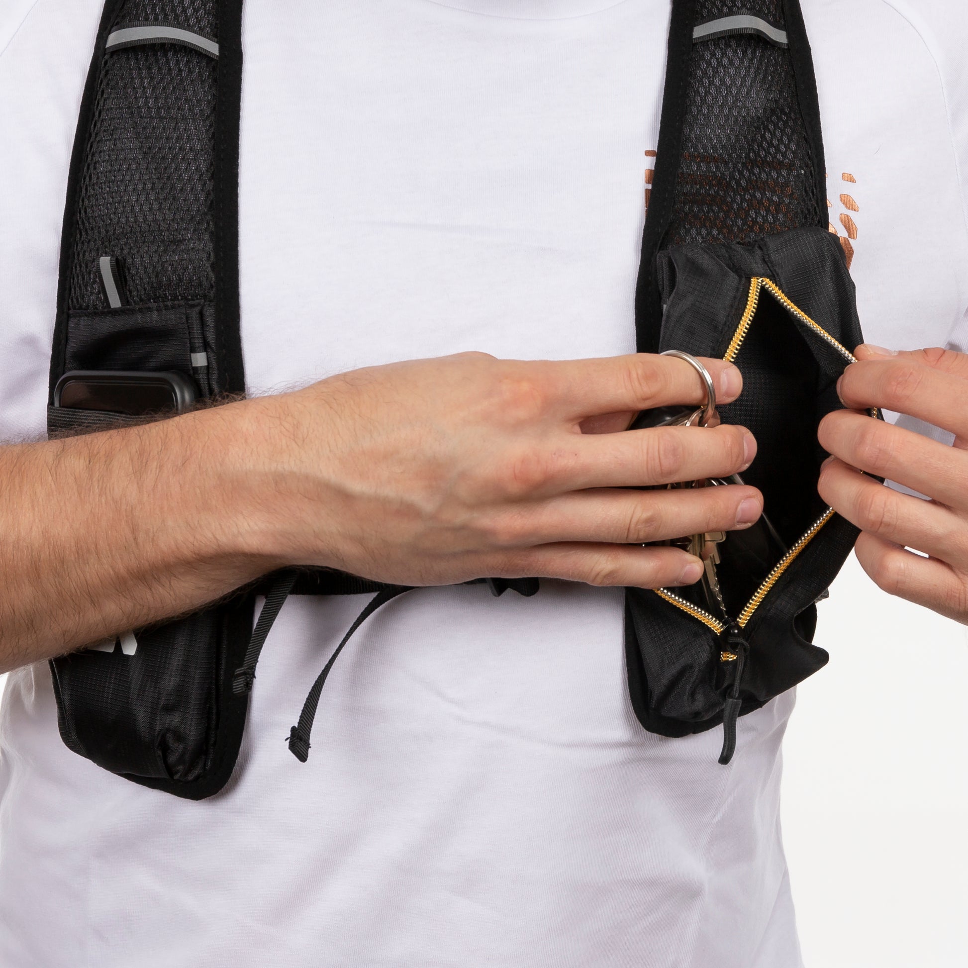 IQON Explore Functional Bag (4)