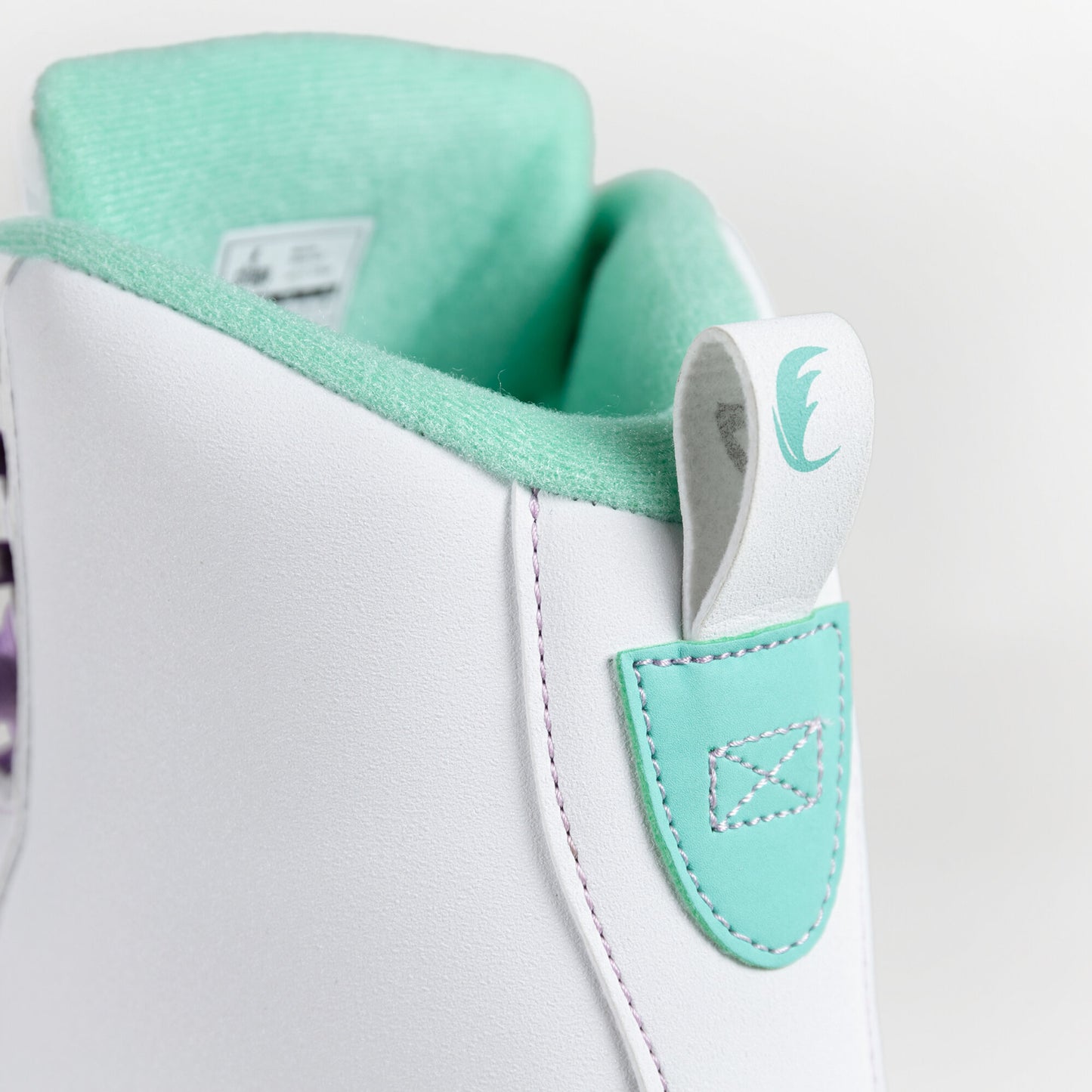 Melrose White (6)